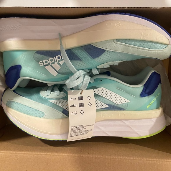 Adidas shoes women’s - Picture 5 of 5